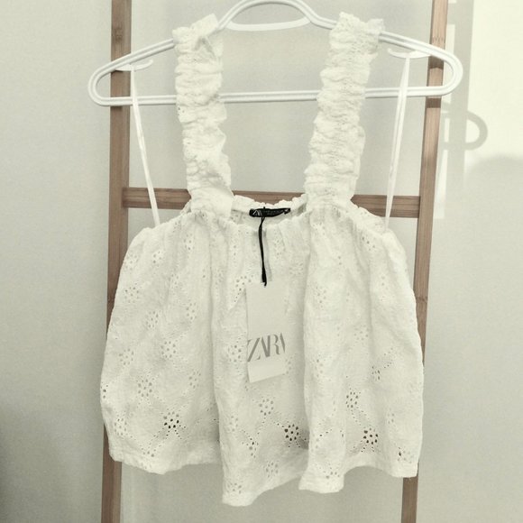 Zara Tops - Zara White Ruched Eyelet Top